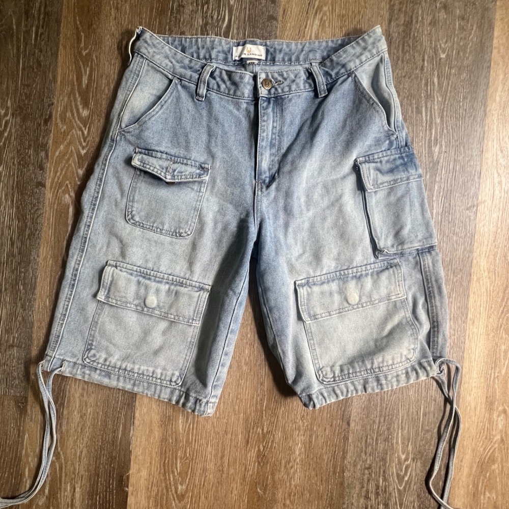 Austin Landing Cargo Denim Shorts Women 11 Light Blue Utility Drawstring‎ Hem